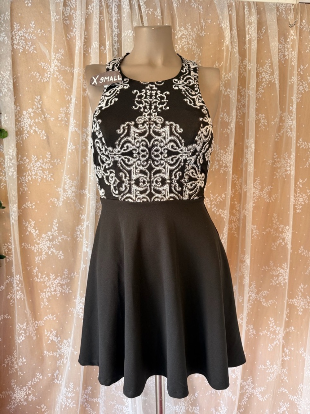 XS Speechless Black and White Embroidered Fit & Flare Mini Dress